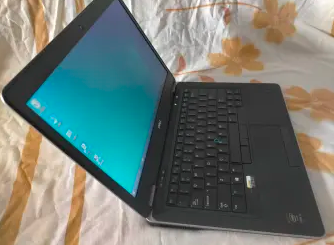 本人低价转让超新超薄戴尔笔记本电脑一台