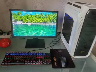 台式电脑主机HKC惠科显示器